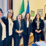 Ministro-Locatelli-con-delegazione-AISLA-1
